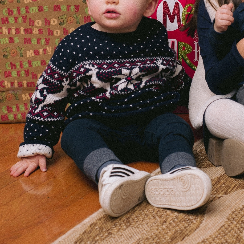 Navy Crown & Ivy Fair Isle Winter Sweater